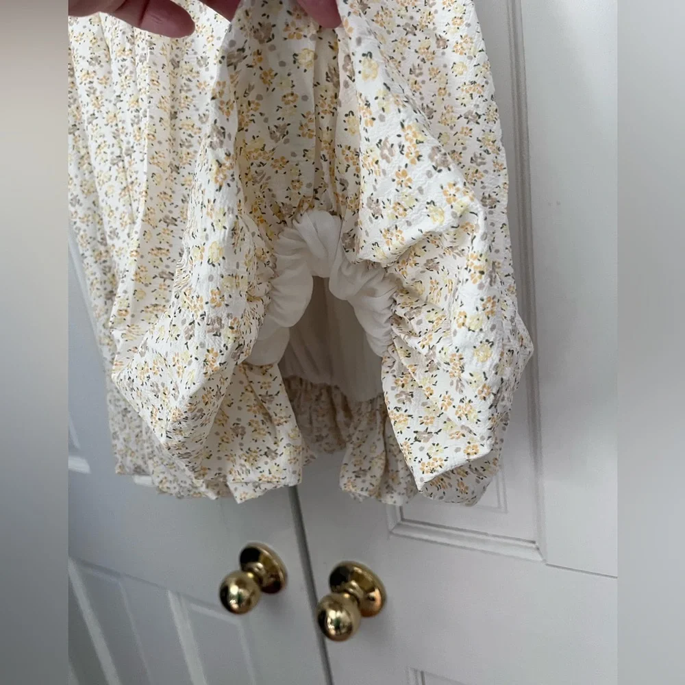 NWT Entro Floral Bubble Hem Dress Size M